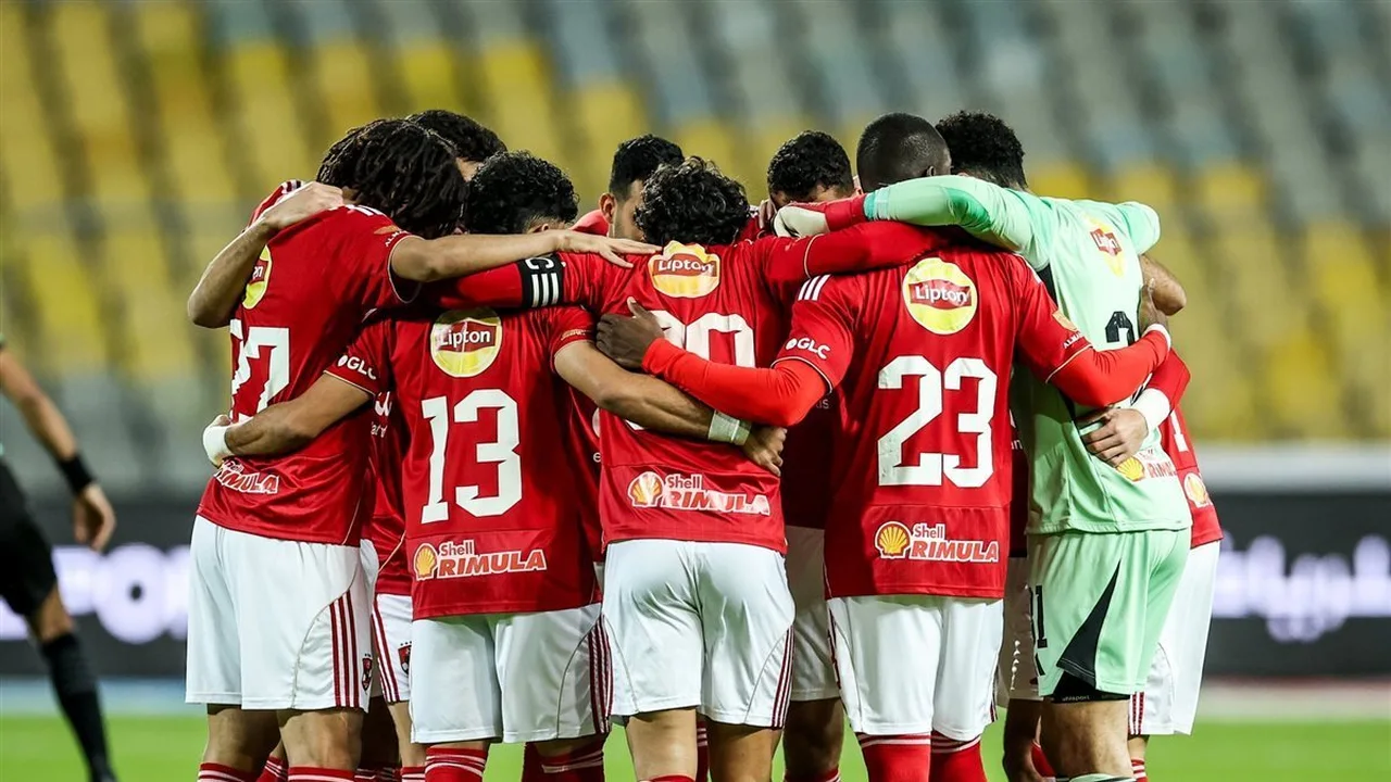 توقيت انطلاق مباراة الأهلي والمقاولون العرب في الدوري المصري وتردد القنوات الناقلة للمواجهة